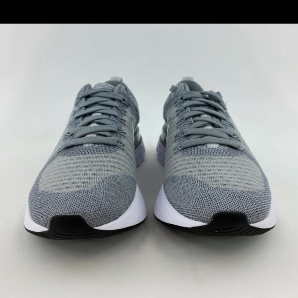 SOLD New in Box Woen Nike React Infinity Run FK2 Grey Rubber shoe Sneakers - Picture 4 of 10